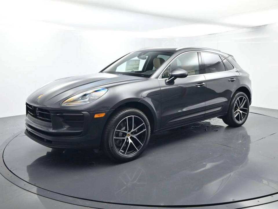 2026 Porsche Macan