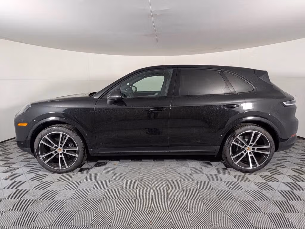 2026 Porsche Cayenne Base - Photo 12