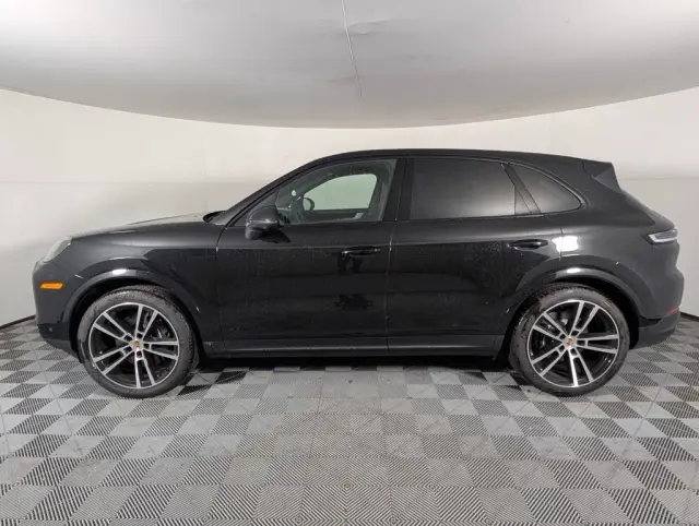 2026 Porsche Cayenne Base - Photo 14
