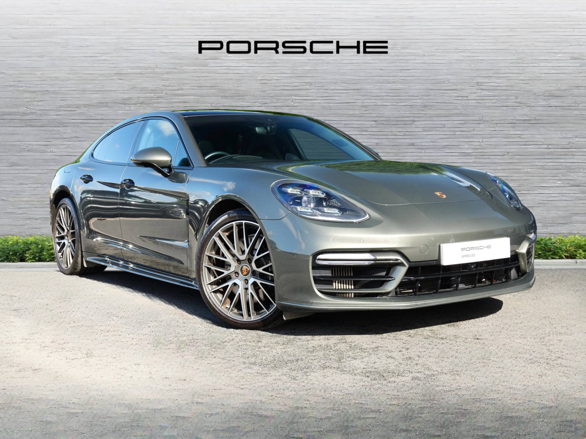 Panamera 4S, photo 1 of 39