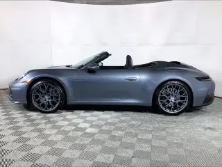 2026 Porsche 911 T - Photo 13