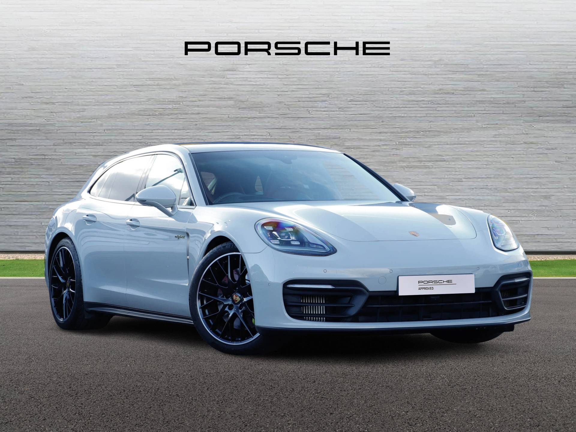 Panamera 4 E-Hybrid Sport Turismo, photo 1 of 34