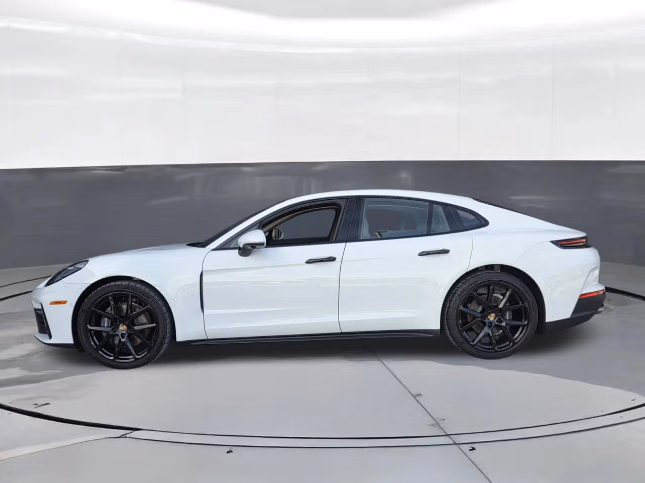 2025 Porsche Panamera Base - Photo 12