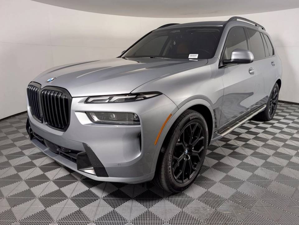 2025 BMW X7