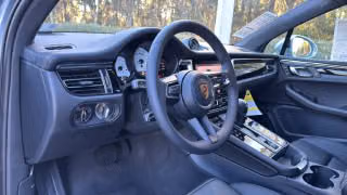2026 Porsche Macan Base - Photo 25