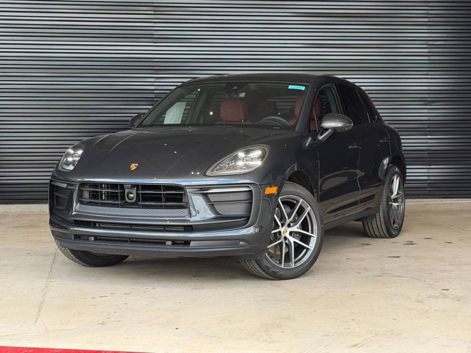 2026 Porsche Macan