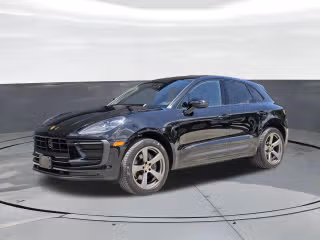 2023 Porsche Macan's photo