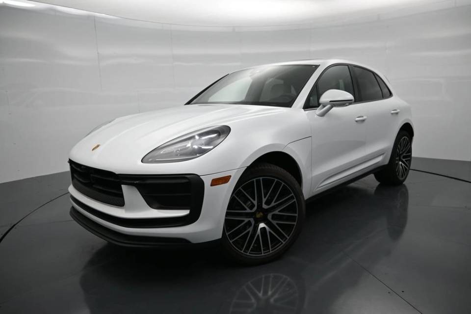 2026 Porsche Macan