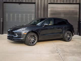 2026 Porsche Macan's photo