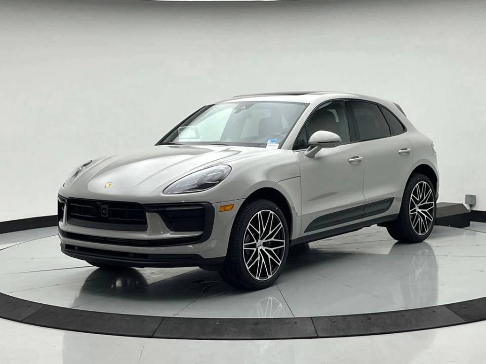 2026 Porsche Macan