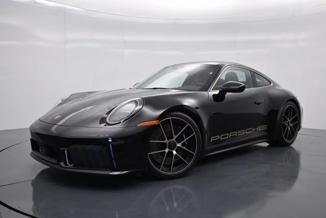 2026 Porsche 911 Carrera 4 GTS