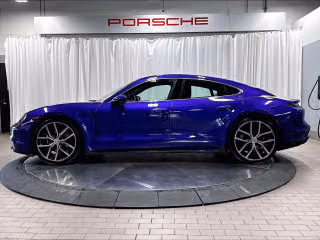 2026 Porsche Taycan S - Photo 9
