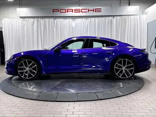 2026 Porsche Taycan S - Photo 13
