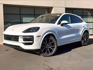 2026 Porsche Cayenne -'s photo