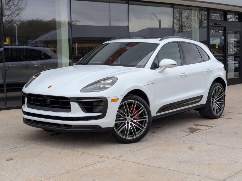 2026 Porsche Macan