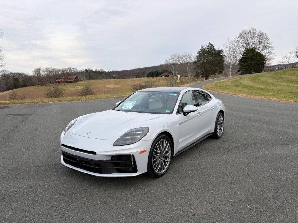 2026 Porsche Panamera