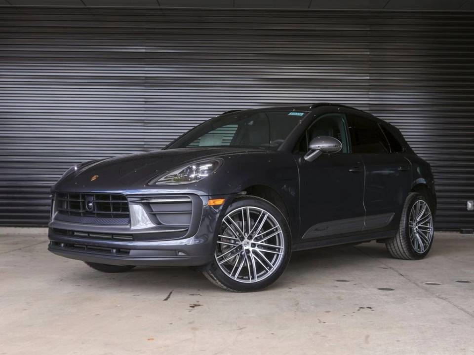 2026 Porsche Macan T
