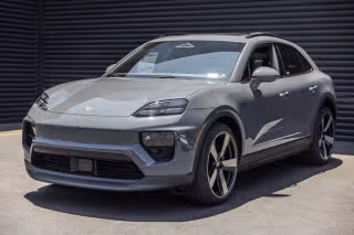 2025 Porsche Macan