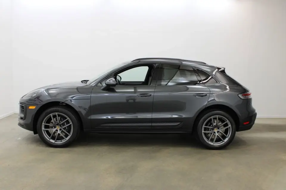 2026 Porsche Macan Base - Photo 15