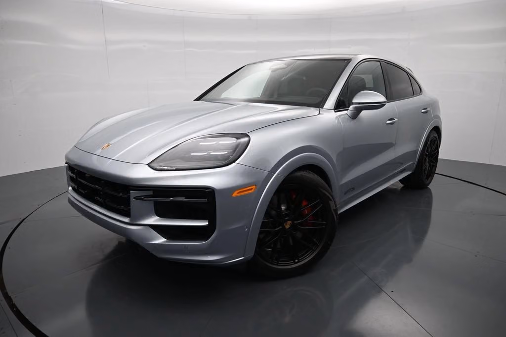 2026 Porsche Cayenne GTS