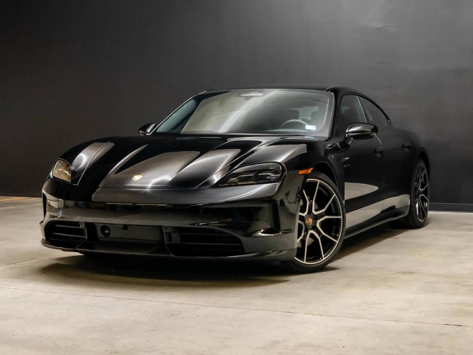 2026 Taycan 4 Black Edition listing photo