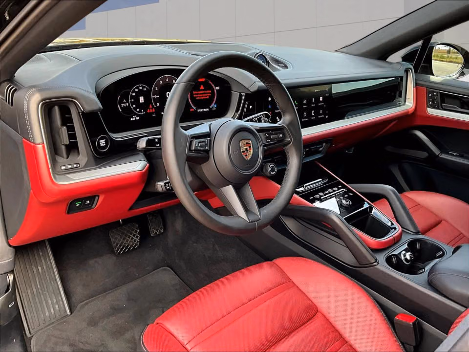 2024 Porsche Cayenne Coup E-Hybrid - Photo 27