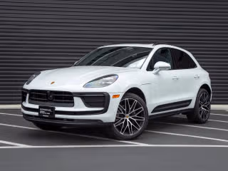 2026 Porsche Macan's photo