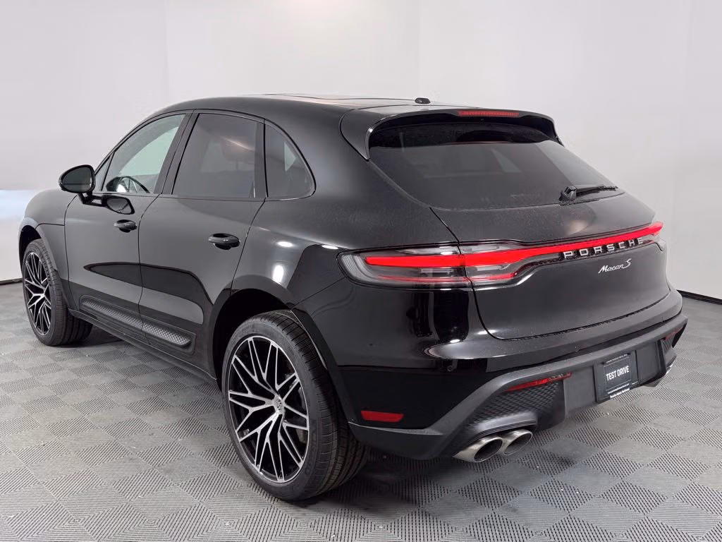 2026 Porsche Macan S - Photo 20