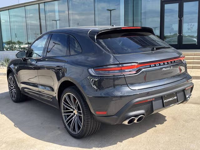 2026 Porsche Macan S - Photo 18