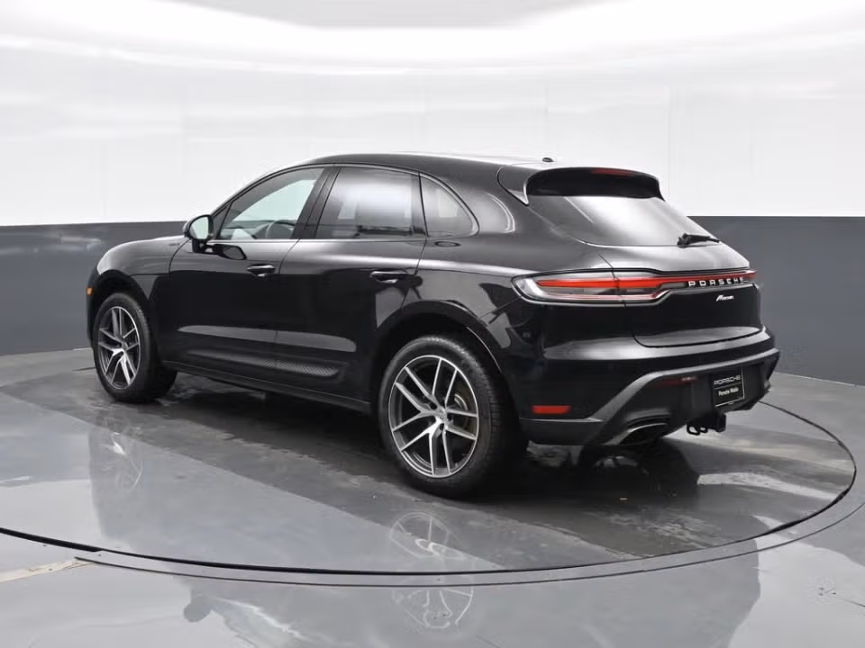 2025 Porsche Macan Base - Photo 19
