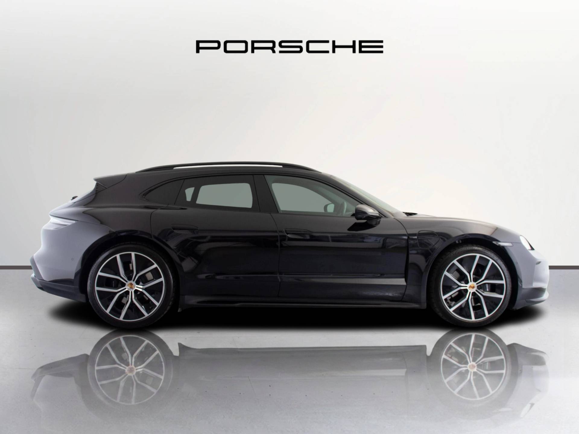 Taycan Sport Turismo, photo 2 of 59