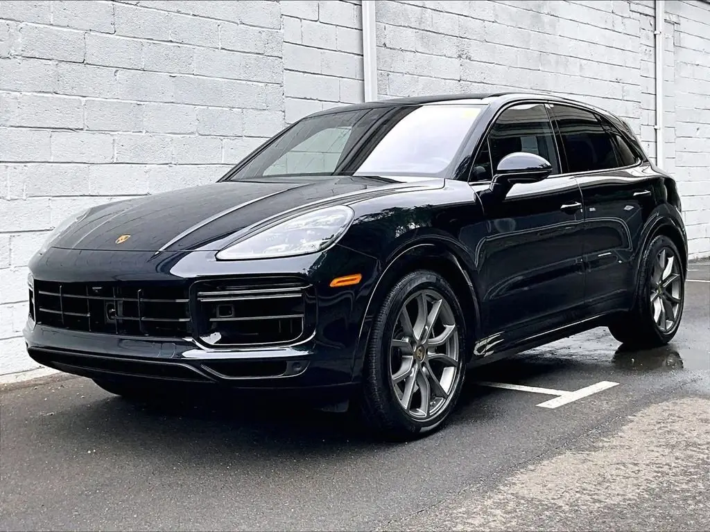 2023 Porsche Cayenne Turbo