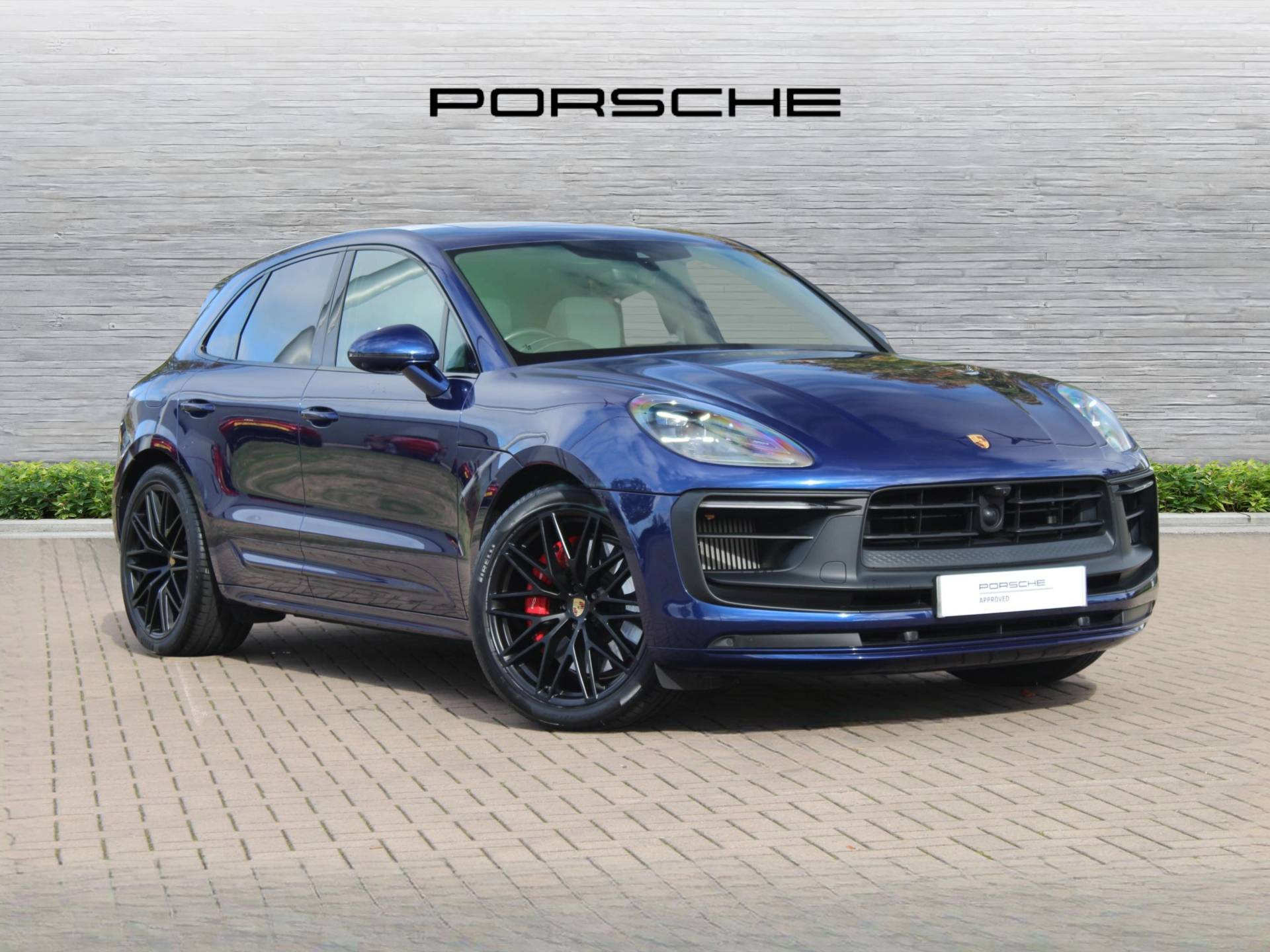 Macan GTS, photo 1 of 55
