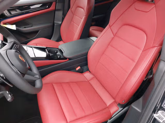 2026 Porsche Panamera Base - Photo 34