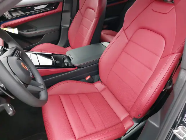 2026 Porsche Panamera Base - Photo 38