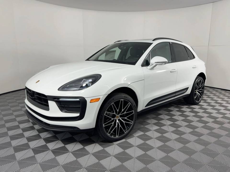 2026 Porsche Macan