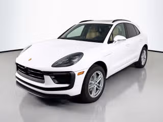 2026 Porsche Macan T's photo