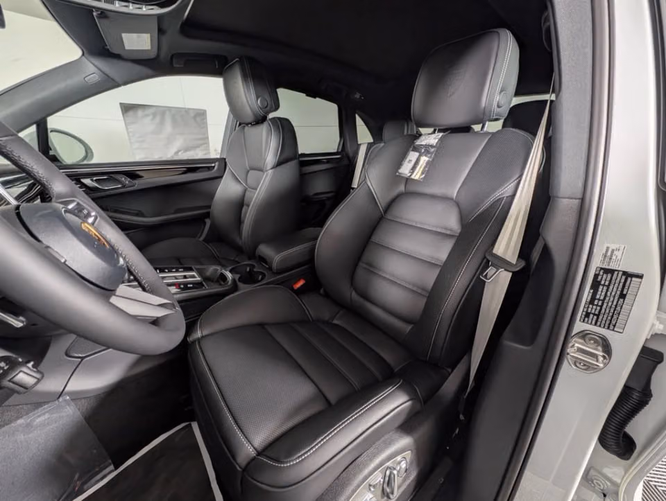 2026 Porsche Macan S - Photo 35
