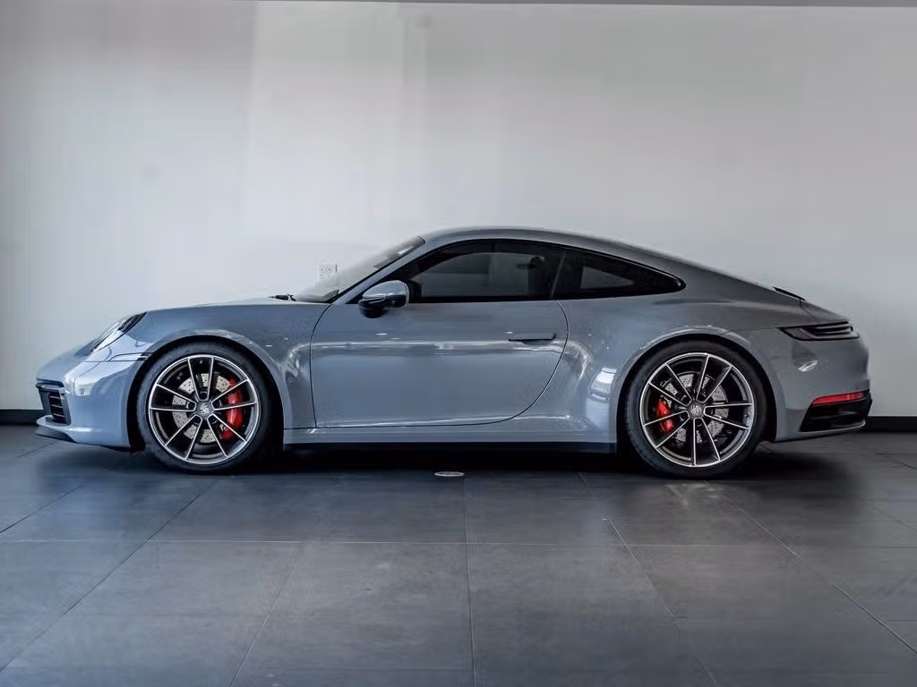 2024 Porsche 911 - Photo 12
