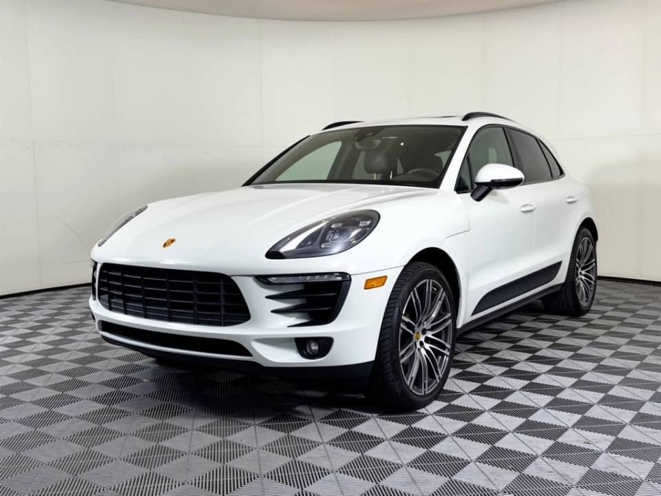 2017 Porsche Macan