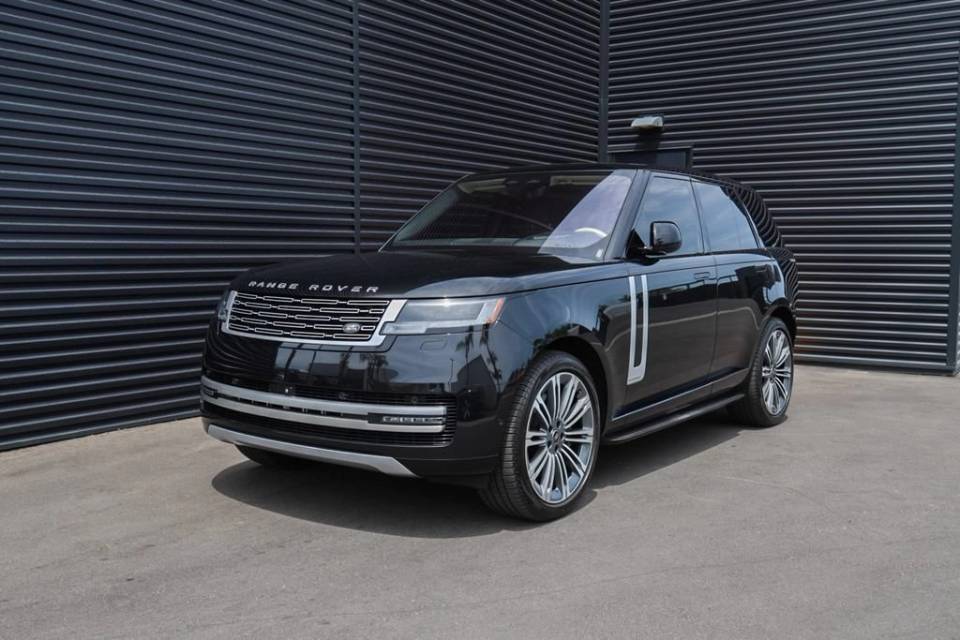 2023 Land Rover Range Rover Autobiography AWD photo