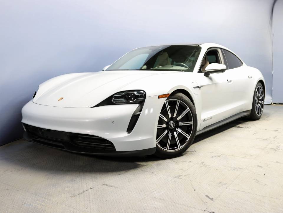 Buy used Porsche 2021 Porsche Taycan 4S at Porsche Centre Vancouver