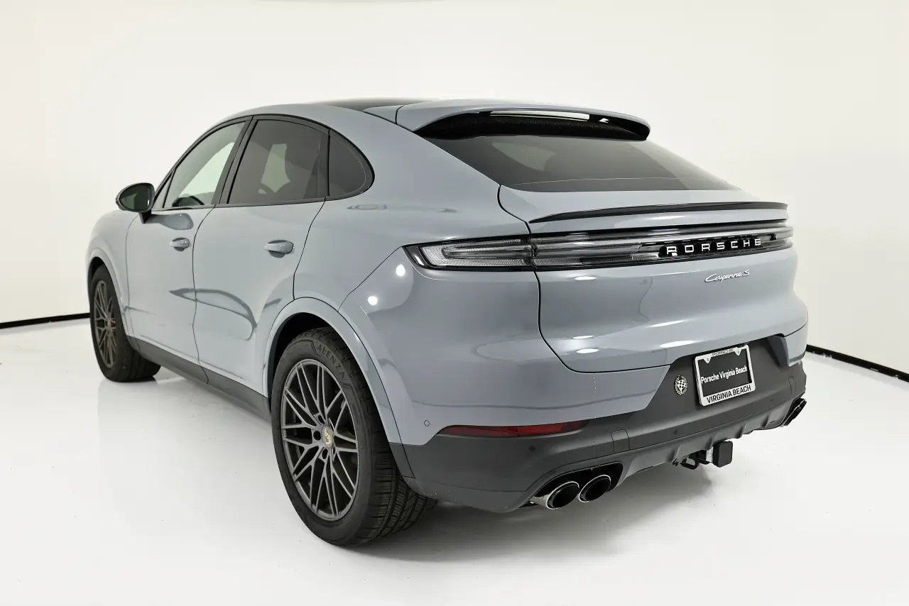2026 Porsche Cayenne Coup S - Photo 24