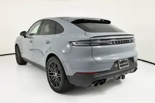 2026 Porsche Cayenne Coup S - Photo 21