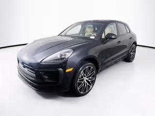 2026 Porsche Macan's photo