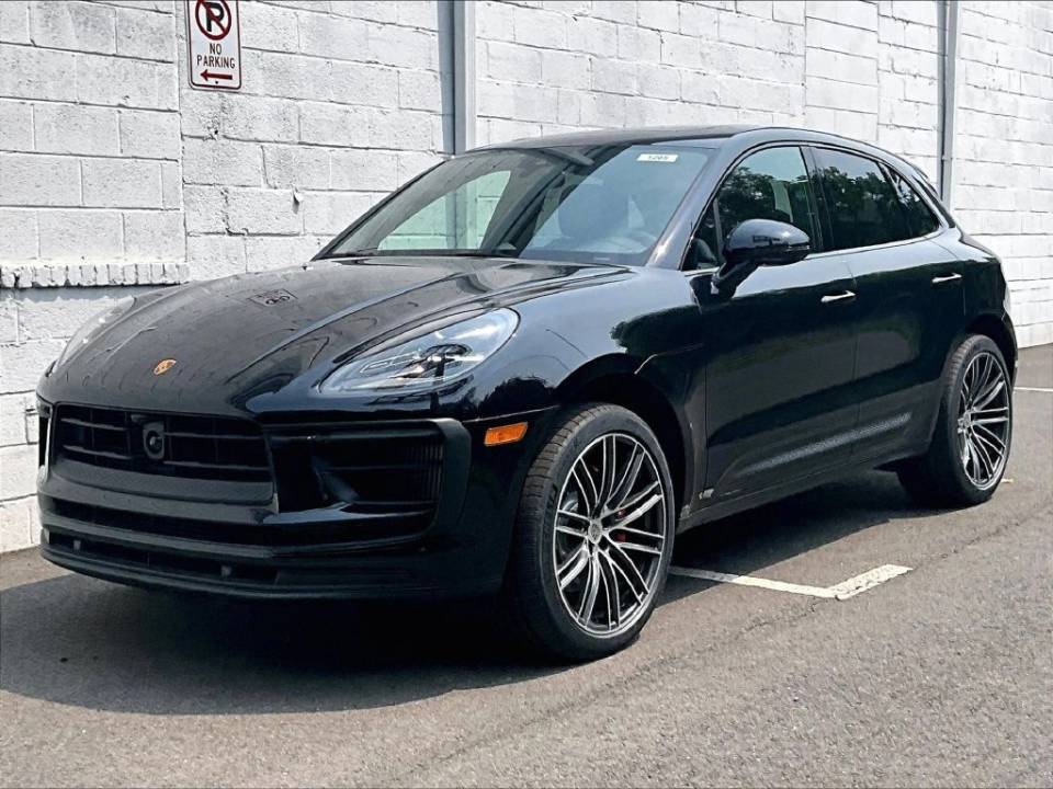 2026 Porsche Macan