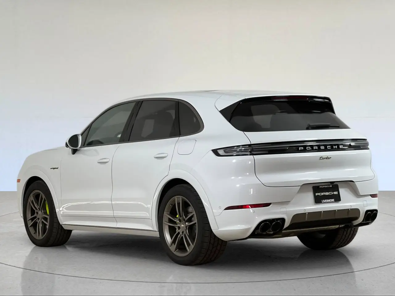 2026 Porsche Cayenne Turbo E-Hybrid - Photo 24
