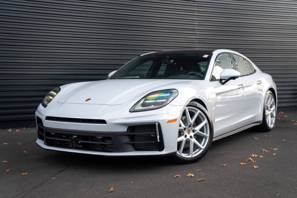 2026 Porsche Panamera