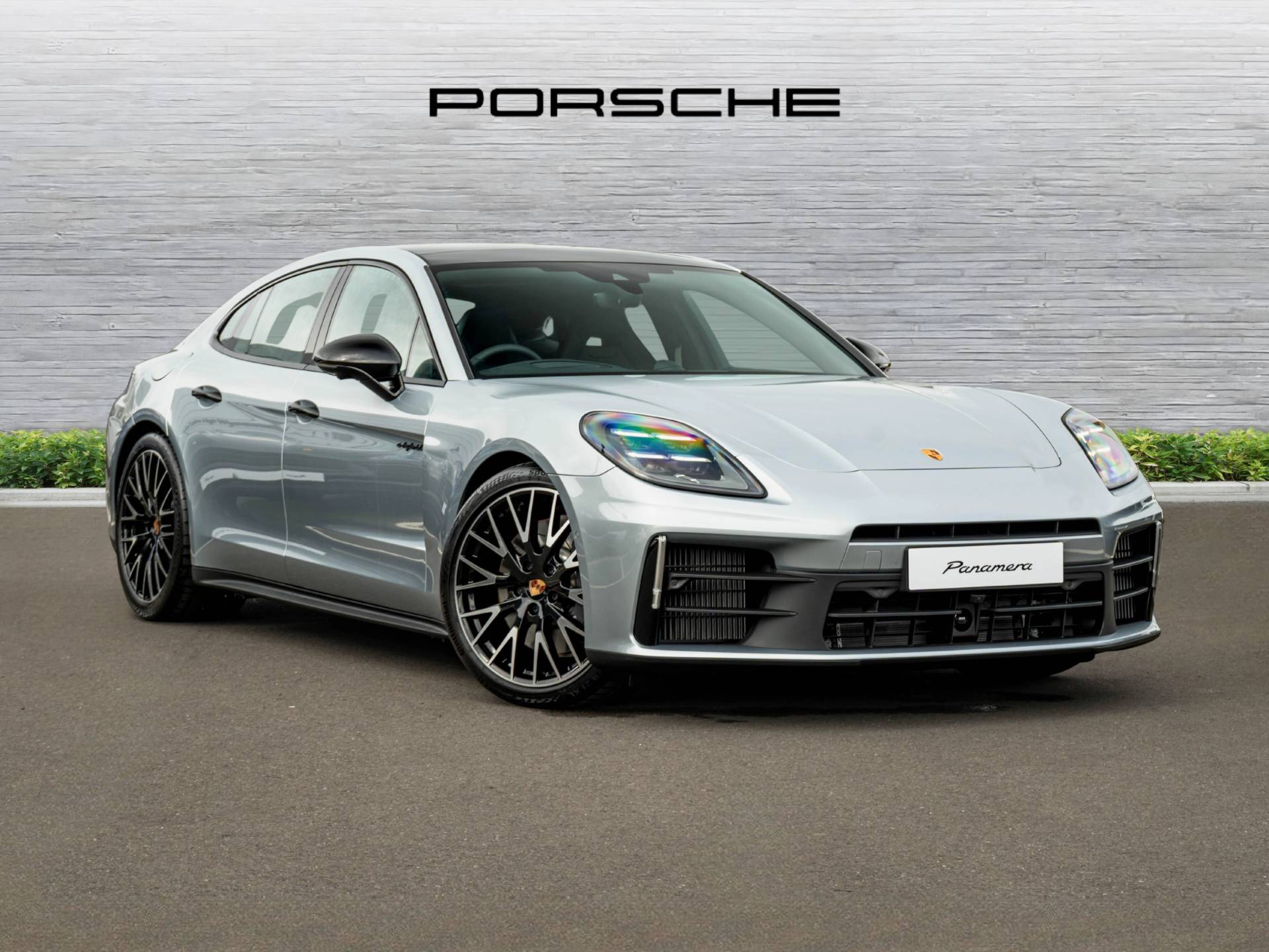 Panamera 4 E-Hybrid, photo 1 of 49