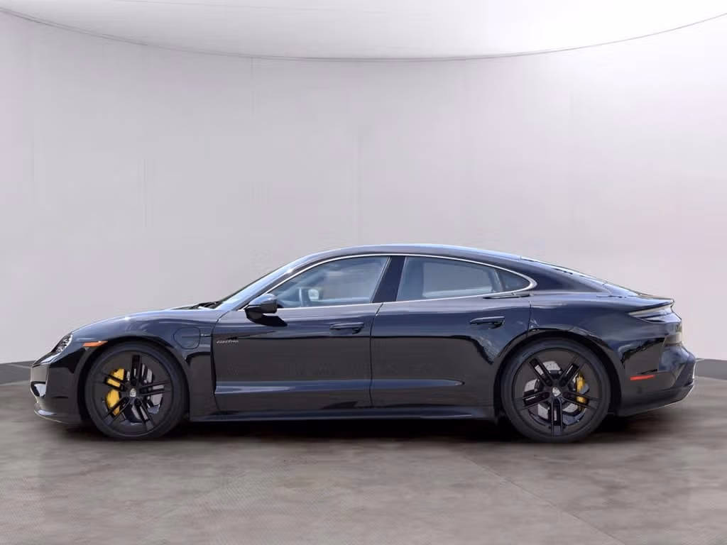 2026 Porsche Taycan Turbo S - Photo 12
